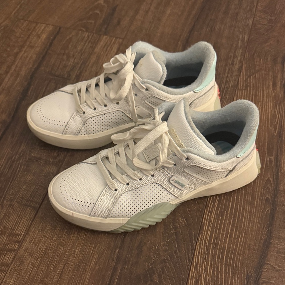 G/FORE Women's White and Mint golf shoes